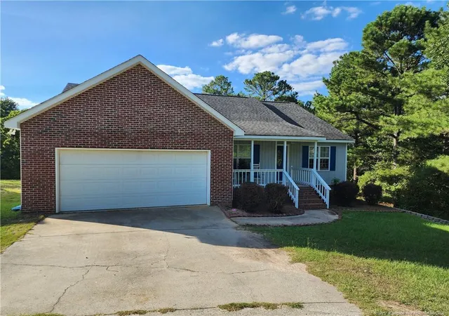 Photo 1 of Single family home for sale at 141 Fox Run, Cameron, NC 28326 | MLS# 769563 | Listing updated on 2026-09-22