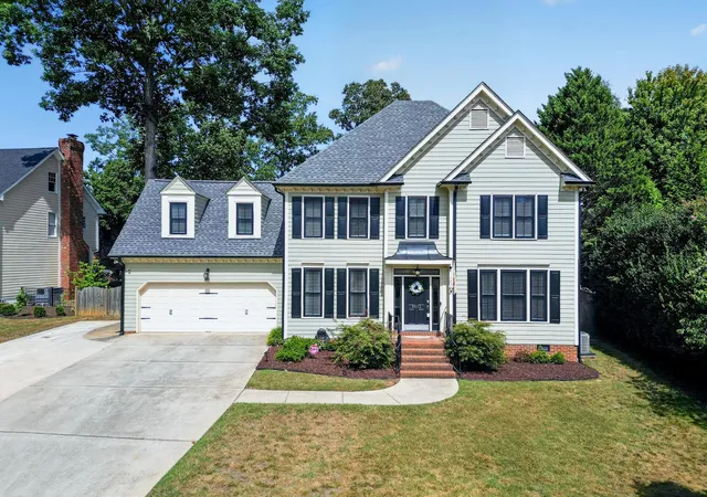 Photo 1 of Single family home for sale at 9513 Brimstone Ln, Raleigh, NC 27613 | MLS# 10193437 | Listing updated on 2026-09-18