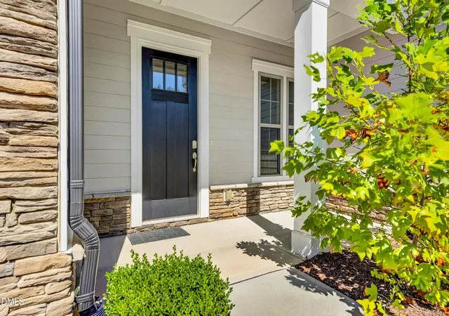 Photo 2 of Single family home for sale at 1016 Ashcliff Ln, Durham, NC 27703 | MLS# 10193577 | Listing updated on 2026-09-28