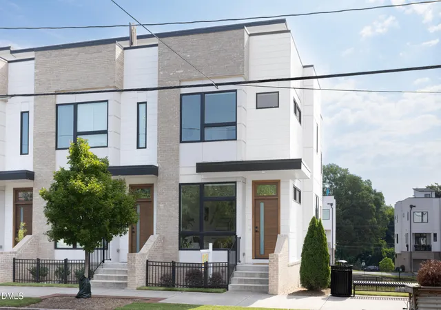 Photo 2 of Townhouse for sale at 518 N Roxboro St, Durham, NC 27701 | MLS# 10193797 | Listing updated on 2026-10-05