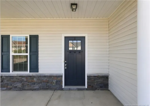 Photo 2 of Sale Pending at 321 Cornhill Rd, Fayetteville, NC 28312 | MLS# 769437 | Listing updated on 2026-10-05