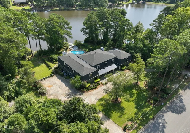 Photo 1 of Mansion for sale at 1131 Offshore Dr, Fayetteville, NC 28305 | MLS# 10193766 | Listing updated on 2026-10-01