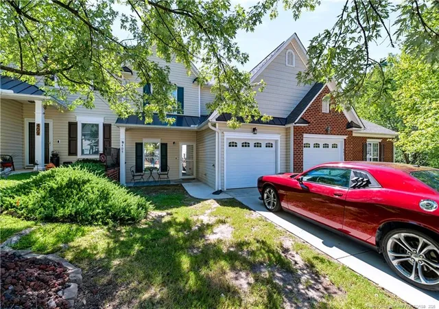 Photo 3 of Townhouse for sale at 405 Morning Star Dr, Sanford, NC 27330 | MLS# 769609 | Listing updated on 2026-09-18