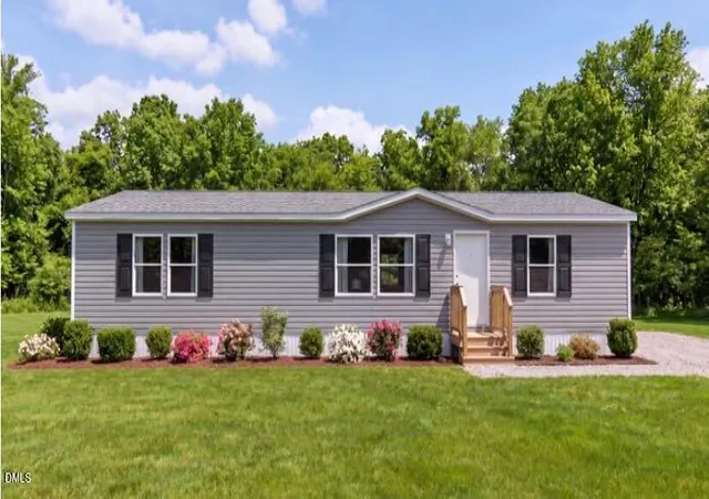 Manufactured home for sale at 114 Sandy Plains Ln, Henderson, NC 27537 | MLS# 10194107