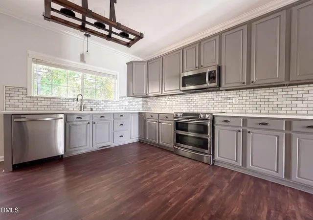 Photo 2 of Single family home for sale at 108 Valley Vista Ct, Garner, NC 27529 | MLS# 10193737 | Listing updated on 2026-09-18
