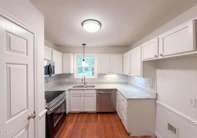Photo 2 of Single family home for sale at 128 Madeline Ct, Youngsville, NC 27596 | MLS# 10193770 | Listing updated on 2026-09-19