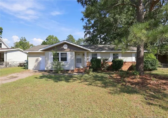 Photo 1 of Single family home for sale at 1903 Wendover Dr, Fayetteville, NC 28304 | MLS# 769625 | Listing updated on 2026-10-07