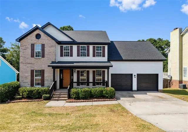 Photo 2 of Single family home for sale at 5325 Miranda Dr, Hope Mills, NC 28348 | MLS# 769492 | Listing updated on 2026-10-07