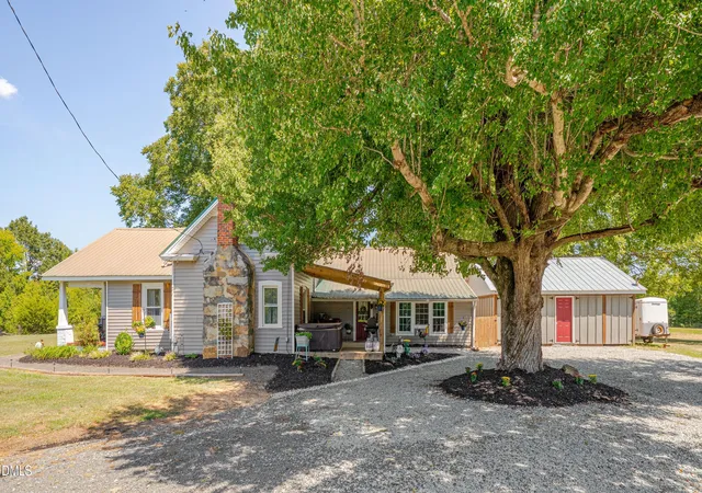 Photo 3 of Single family home for sale at 585 Charlie Huff Rd, Oxford, NC 27565 | MLS# 10194168 | Listing updated on 2026-09-22