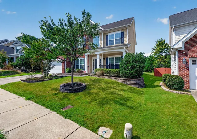 Photo 2 of Single family home for sale at 122 Windrush Ln, Durham, NC 27703 | MLS# 10193852 | Listing updated on 2026-10-02