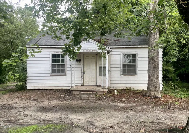 Photo 1 of Sale Pending at 1309 Turner St, Burlington, NC 27217 | MLS# 10194080 | Listing updated on 2026-09-30