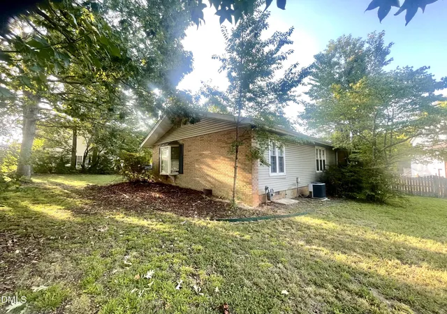 Photo 3 of Single family home for sale at 1232 Jamestowne Dr, Elon, NC 27244 | MLS# 10194074 | Listing updated on 2026-09-27