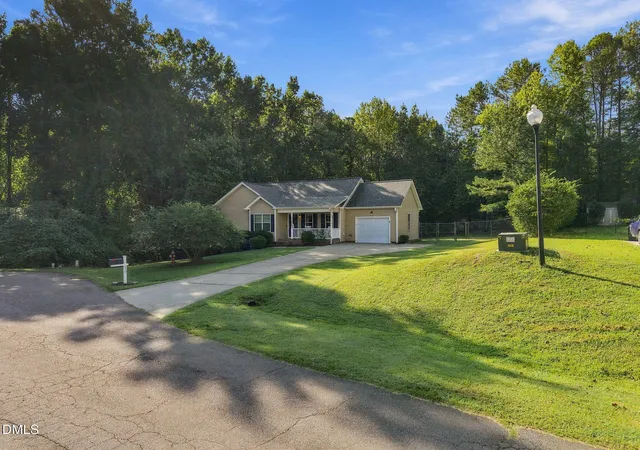 Photo 3 of Single family home for sale at 170 Broken Lance Dr, Youngsville, NC 27596 | MLS# 10194266 | Listing updated on 2026-09-23