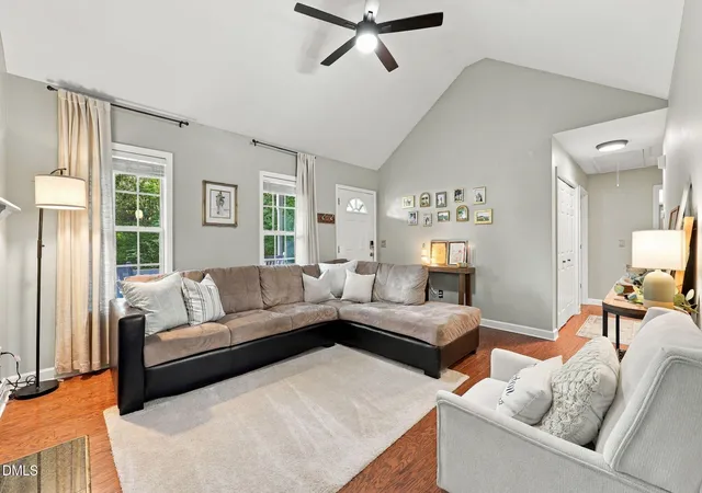 Photo 4 of Single family home for sale at 170 Broken Lance Dr, Youngsville, NC 27596 | MLS# 10194266 | Listing updated on 2026-09-23