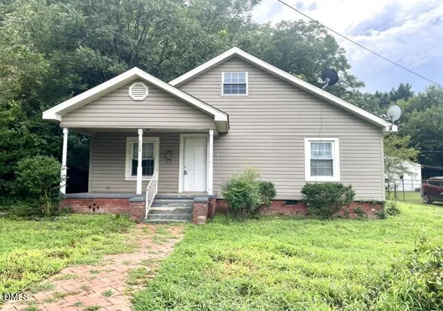 Photo 1 of Single family home for sale at 628 New St, Graham, NC 27253 | MLS# 10194077 | Listing updated on 2026-09-22