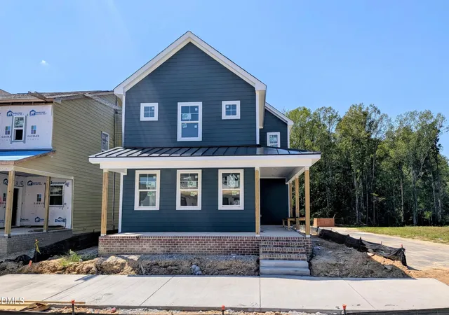 Photo 1 of Sale Pending at 1237 Ponder Lk Pkwy, Zebulon, NC 27597 | MLS# 10193907 | Listing updated on 2026-10-04