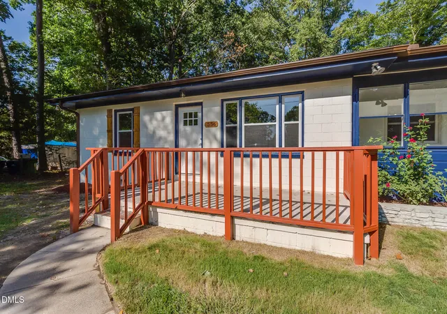 Photo 4 of Single family home for sale at 556 Rose Ln, Raleigh, NC 27610 | MLS# 10193926 | Listing updated on 2026-10-01