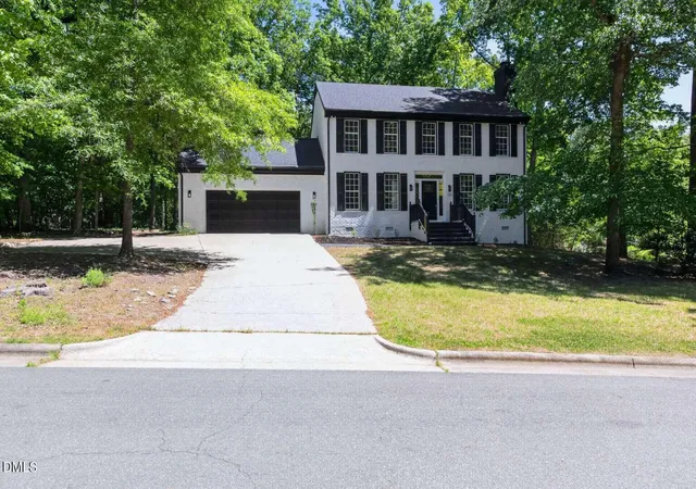 Photo 1 of Single family home for sale at 101 Hanover Pl, Chapel Hill, NC 27516 | MLS# 10193931 | Listing updated on 2026-10-06