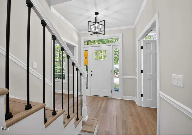 Photo 2 of Single family home for sale at 101 Hanover Pl, Chapel Hill, NC 27516 | MLS# 10193931 | Listing updated on 2026-10-06