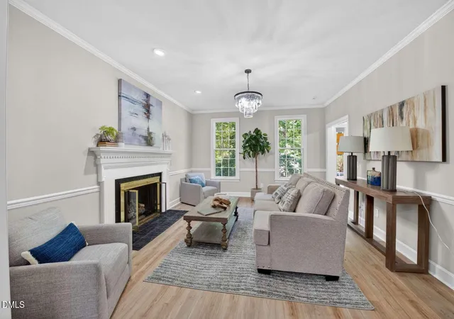 Photo 3 of Single family home for sale at 101 Hanover Pl, Chapel Hill, NC 27516 | MLS# 10193931 | Listing updated on 2026-10-06