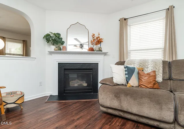 Photo 4 of Single family home for sale at 203 Collington Dr, Mebane, NC 27302 | MLS# 10197423 | Listing updated on 2026-10-26