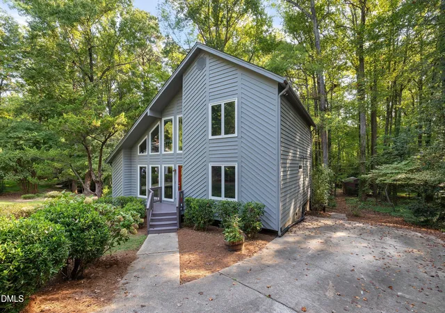 Photo 3 of Sale Pending at 1200 Stone Crk Way, Raleigh, NC 27615 | MLS# 10194285 | Listing updated on 2026-09-28