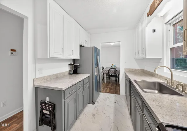 Photo 4 of Single family home for sale at 1409 Hall Blvd, Garner, NC 27529 | MLS# 10194297 | Listing updated on 2026-09-23