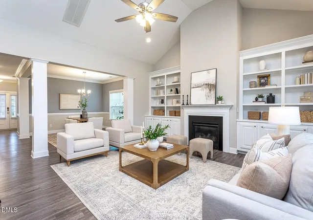 Photo 3 of Single family home for sale at 31 Joterrel Ct, Clayton, NC 27520 | MLS# 10194491 | Listing updated on 2026-10-06