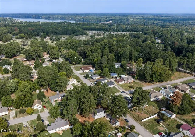 Photo 2 of Sale Pending at 400 Rapids St, Roanoke Rapids, NC 27870 | MLS# 10193985 | Listing updated on 2026-09-25
