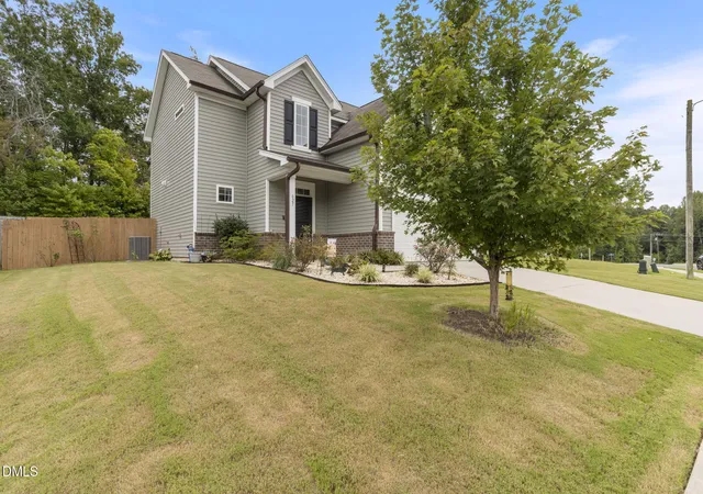 Photo 3 of Single family home for sale at 627 Heartpine Dr #42, Mebane, NC 27302 | MLS# 10194368 | Listing updated on 2026-09-23