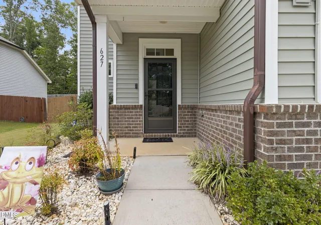 Photo 3 of Single family home for sale at 627 Heartpine Dr #42, Mebane, NC 27302 | MLS# 10194368 | Listing updated on 2026-09-23