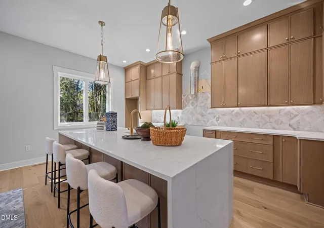Photo 3 of Single family home for sale at 1005 Phoenix Pl, Raleigh, NC 27610 | MLS# 10194029 | Listing updated on 2026-09-21