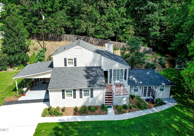 Photo 1 of Single family home for sale at 2311 Oakcliffe Dr, Kernersville, NC 27284 | MLS# 10194121 | Listing updated on 2026-10-05