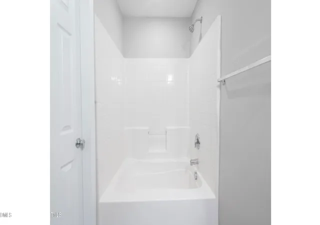 Photo 4 of House for sale at 8518 Arboles Ct, Raleigh, NC 27613 | MLS# 10194040 | Listing updated on 2026-09-21