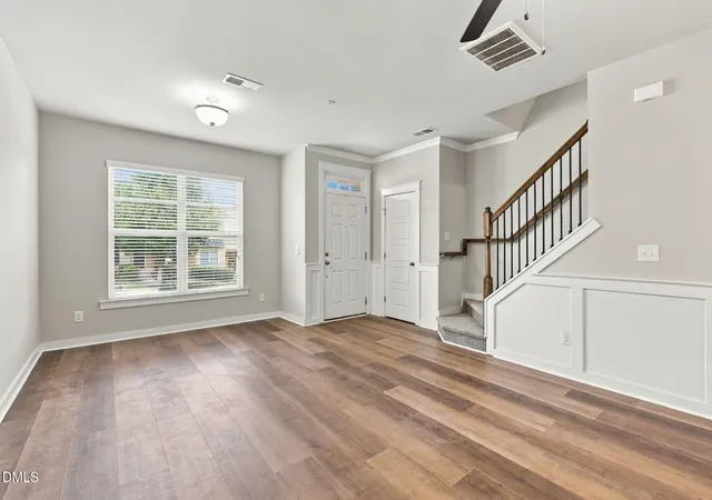 Photo 3 of Townhouse for sale at 6253 Pesta Ct, Raleigh, NC 27612 | MLS# 10194500 | Listing updated on 2026-09-24