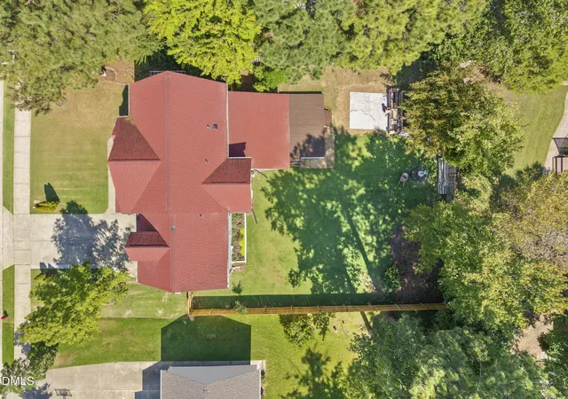 Photo 3 of Single family home for sale at 8009 Mackenzie Ct, Durham, NC 27713 | MLS# 10194255 | Listing updated on 2026-10-04