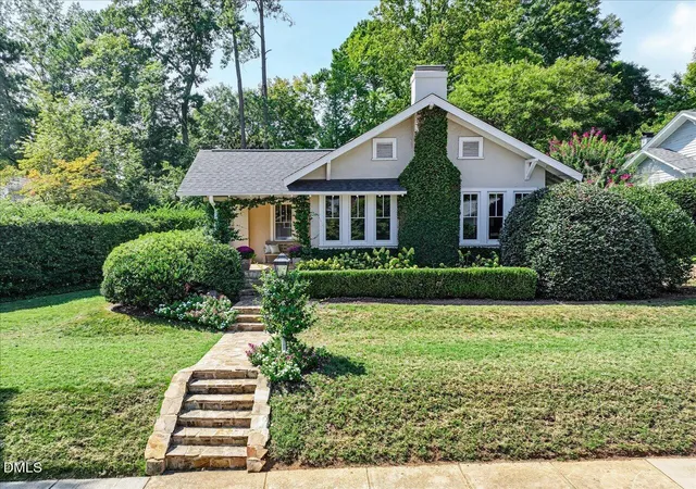 Photo 2 of Sale Pending at 2211 Creston Rd, Raleigh, NC 27608 | MLS# 10194234 | Listing updated on 2026-09-27