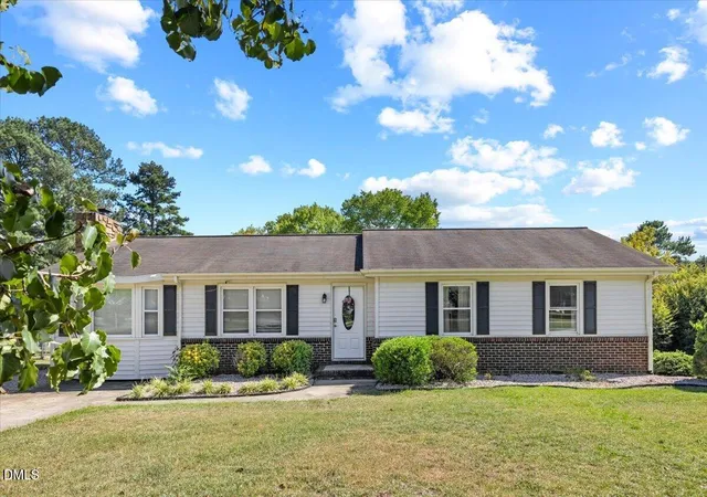 Photo 2 of Single family home for sale at 204 Barwick Way, Knightdale, NC 27545 | MLS# 10194178 | Listing updated on 2026-09-22