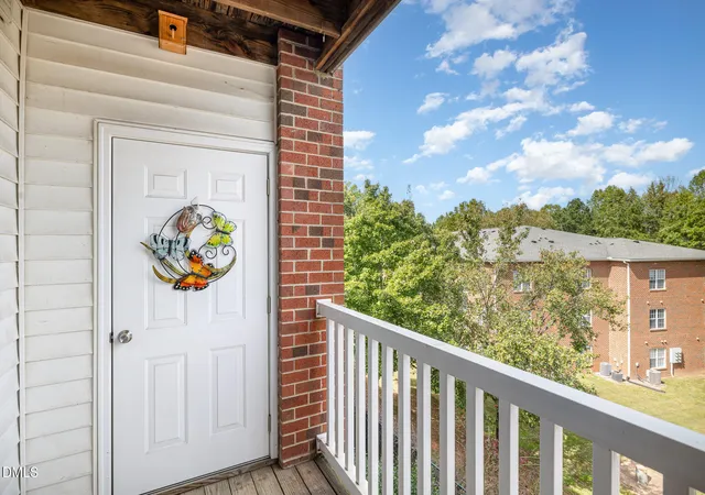 Photo 4 of Condo for sale at 123 Sturbridge Dr, Clayton, NC 27520 | MLS# 10194283 | Listing updated on 2026-10-06