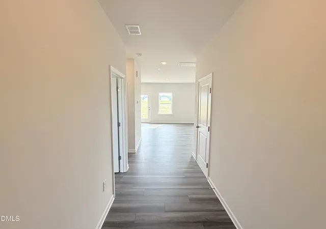 Photo 2 of Single family home for sale at 70 Valley Frg Ln, Smithfield, NC 27577 | MLS# 10194143 | Listing updated on 2026-10-07