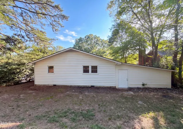 Photo 4 of Single family home for sale at 212 Red Oak Ave, Durham, NC 27707 | MLS# 10194148 | Listing updated on 2026-10-01