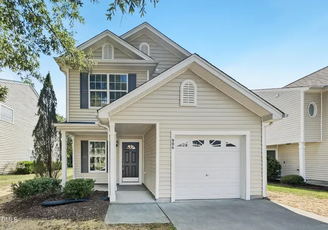 Photo 1 of Single family home for sale at 906 Statler Dr, Durham, NC 27703 | MLS# 10194181 | Listing updated on 2026-09-22