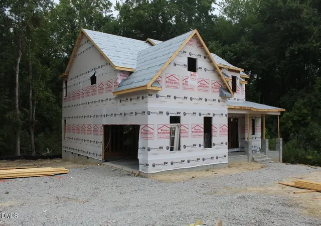Photo 4 of Single family home for sale at 300 Granite View Dr, Rolesville, NC 27571 | MLS# 10194217 | Listing updated on 2026-09-23