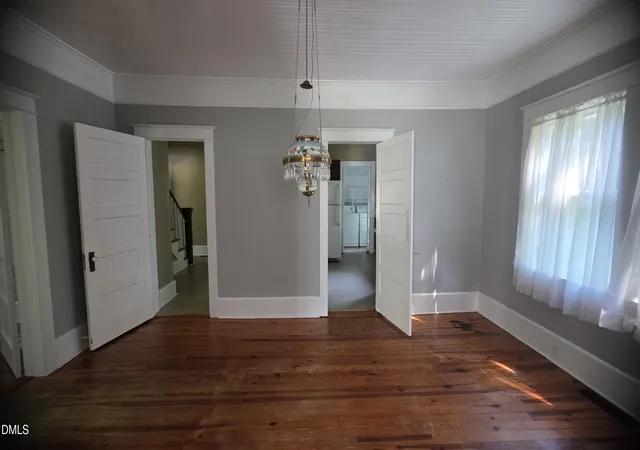 Photo 2 of Single family home for sale at 439 Lake View Rd, Louisburg, NC 27549 | MLS# 10194413 | Listing updated on 2026-10-02