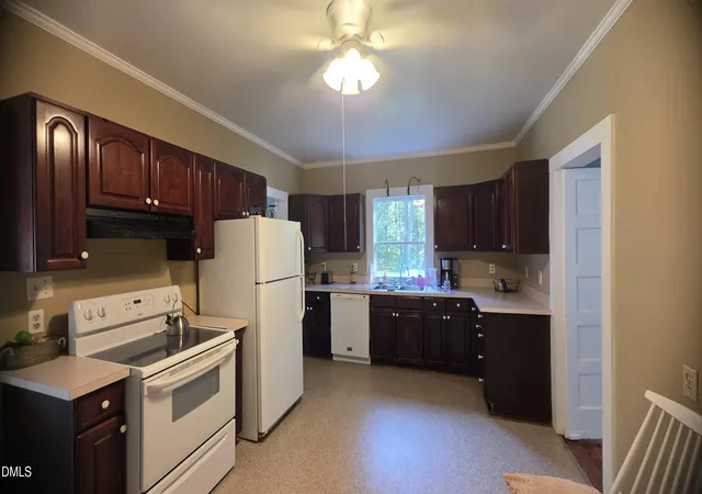Photo 3 of Single family home for sale at 439 Lake View Rd, Louisburg, NC 27549 | MLS# 10194413 | Listing updated on 2026-10-02