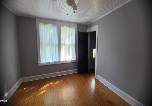 Photo 4 of Single family home for sale at 439 Lake View Rd, Louisburg, NC 27549 | MLS# 10194413 | Listing updated on 2026-10-02