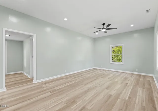 Photo 3 of Single family home for sale at 409 W Dr Martin Luther King Jr Way, Selma, NC 27576 | MLS# 10194187 | Listing updated on 2026-09-22