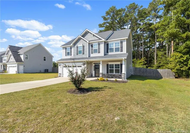 Photo 3 of Sale Pending at 3846 Standardbred Dr, Hope Mills, NC 28348 | MLS# 769736 | Listing updated on 2026-09-27