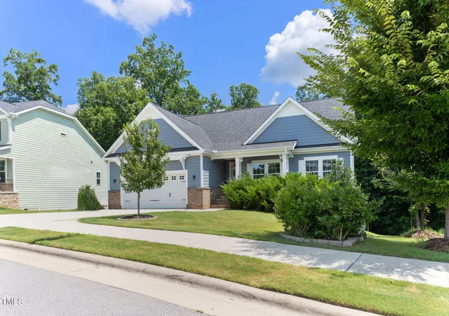 Photo 3 of Single family home for sale at 452 Cedar Pond Ct, Knightdale, NC 27545 | MLS# 10194199 | Listing updated on 2026-09-23