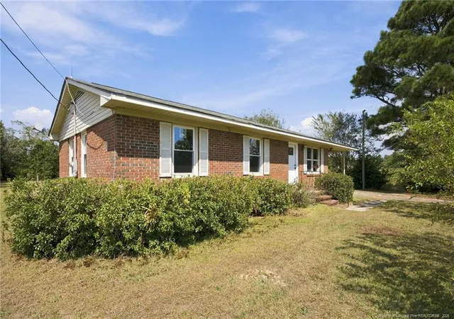 Photo 1 of Single family home for sale at 2376 S Robeson Rd, Rowland, NC 28383 | MLS# 769758 | Listing updated on 2026-09-22
